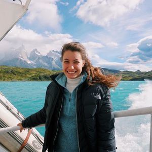 Meet your Posher, Mia